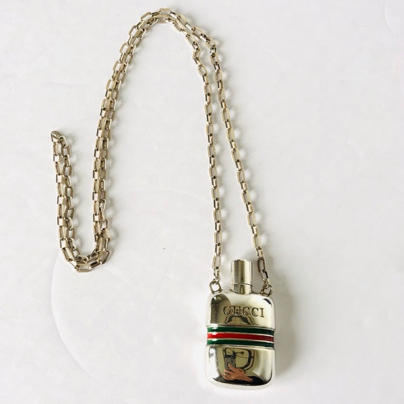 Authentic Gucci perfume holder pendant. - Picture 3 of 7